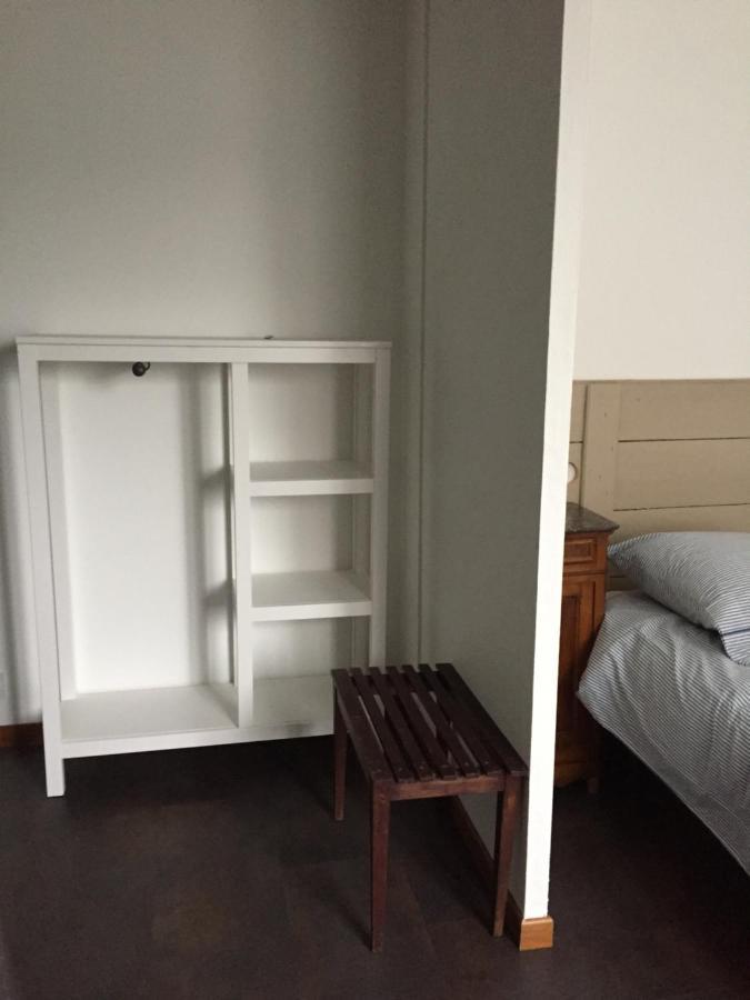 Bed and Breakfast Sous La Tour Agencourt Esterno foto